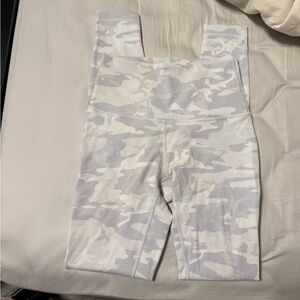 Lululemon grey/white Camo Leggings